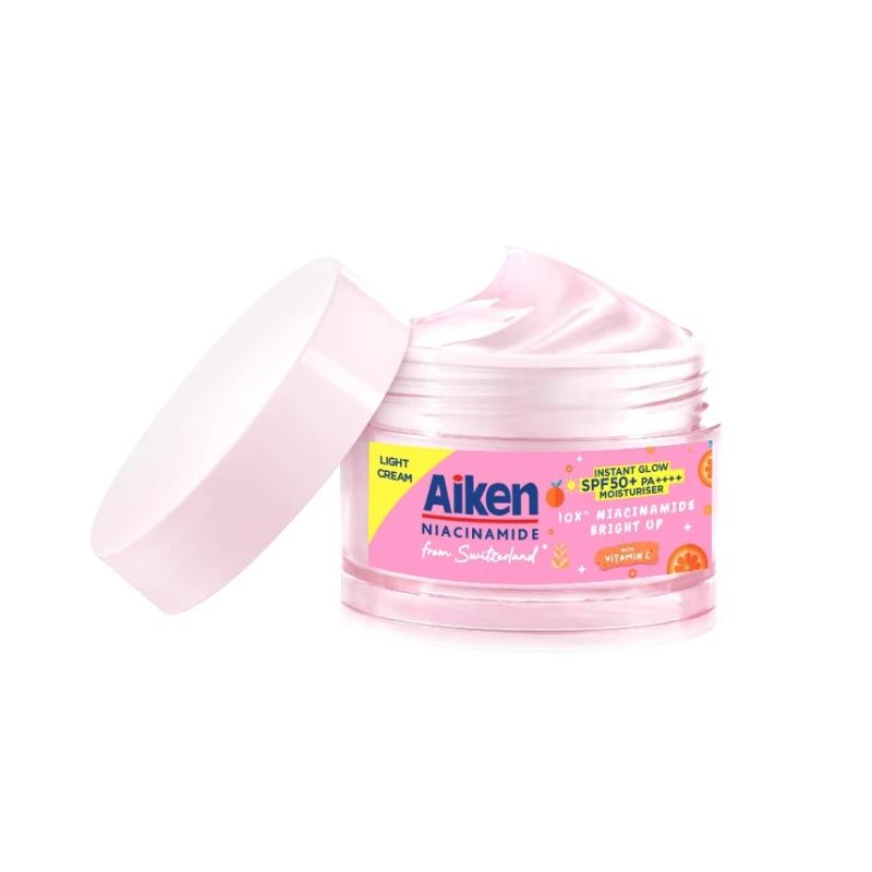 Niacinamide Bright Instant Glow SPF50+ PA++++ Moisturiser